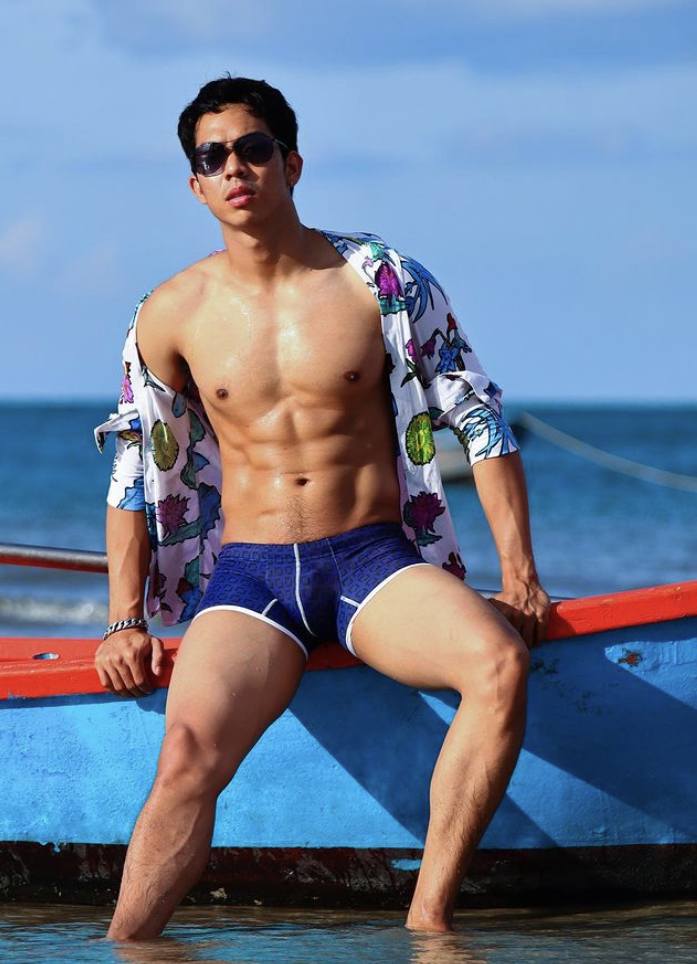ถอดโชว์เรือนร่าง 2690 (สวัสดีปีใหม่ 2564/2021)