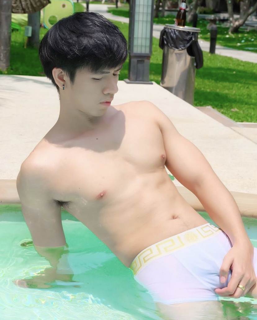 ถอดโชว์เรือนร่าง 2691 (สวัสดีปีใหม่ 2564/2021)