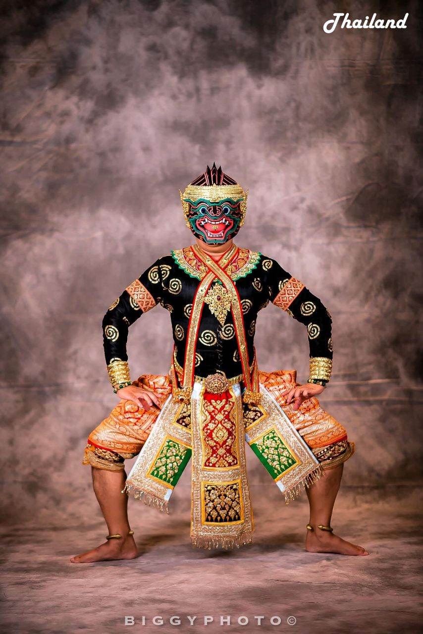 THAILAND 🇹🇭 | นิลพัท ลิงดำกำแหง, "โขน" Khon masked dance drama in Thailand