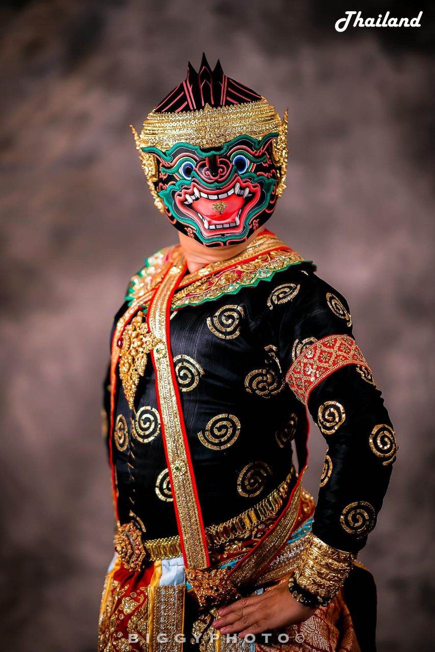 THAILAND 🇹🇭 | นิลพัท ลิงดำกำแหง, "โขน" Khon masked dance drama in Thailand