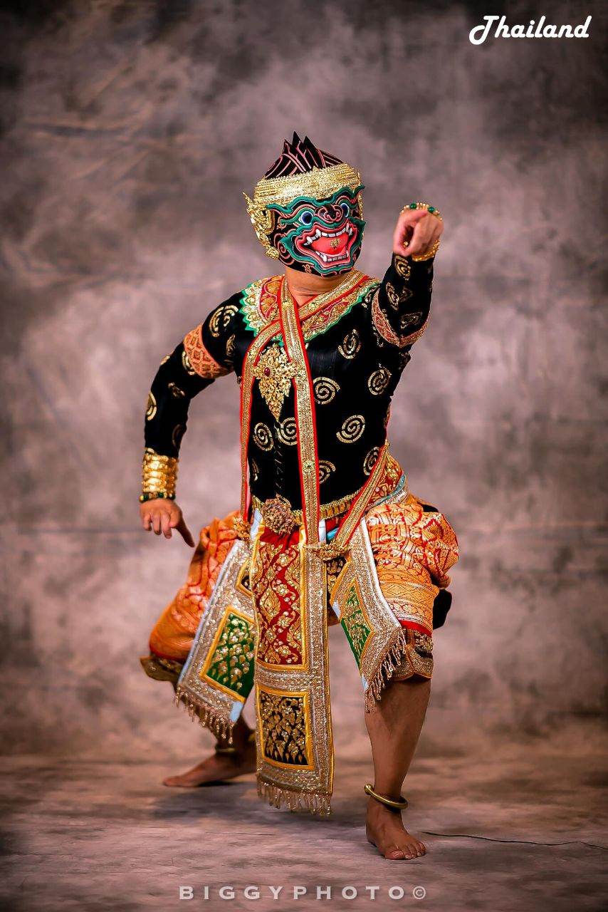 THAILAND 🇹🇭 | นิลพัท ลิงดำกำแหง, "โขน" Khon masked dance drama in Thailand