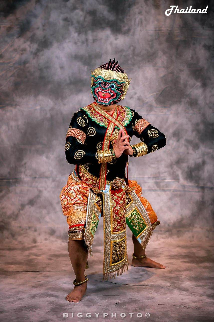 THAILAND 🇹🇭 | นิลพัท ลิงดำกำแหง, "โขน" Khon masked dance drama in Thailand