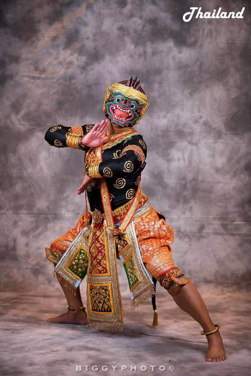THAILAND 🇹🇭 | นิลพัท ลิงดำกำแหง, "โขน" Khon masked dance drama in Thailand