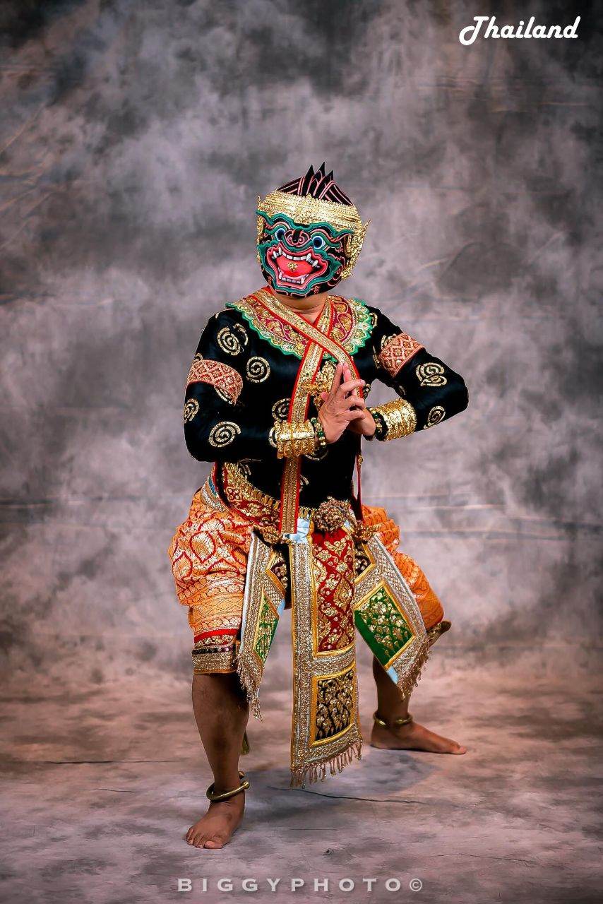THAILAND 🇹🇭 | นิลพัท ลิงดำกำแหง, "โขน" Khon masked dance drama in Thailand
