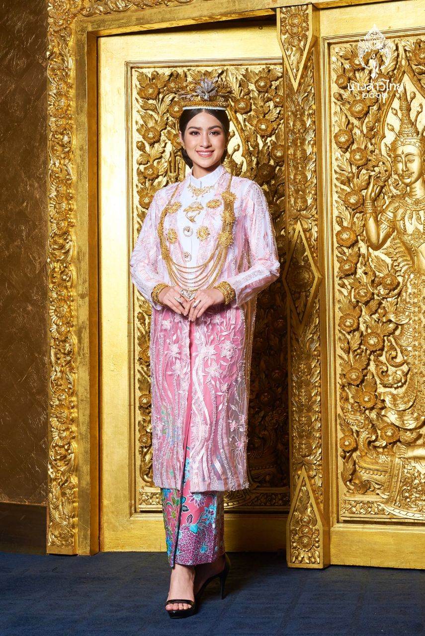 THAILAND 🇹🇭 | ชุดพื้นเมืองภาคใต้ Southern traditional dress, นางสาวไทย - Miss Thailand 2019