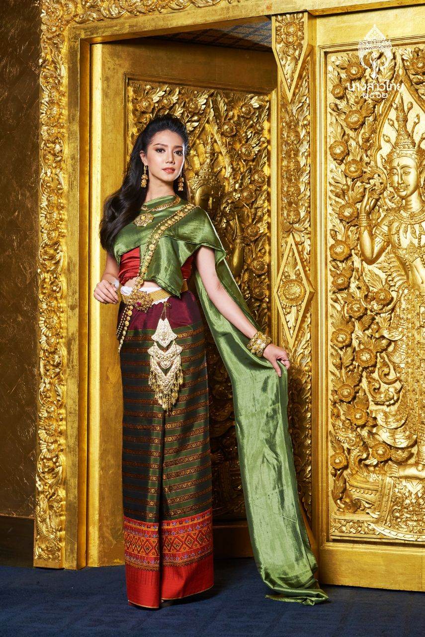 THAILAND 🇹🇭 | ชุดพื้นเมืองภาคเหนือ Northern traditional dress, นางสาวไทย - Miss Thailand 2019