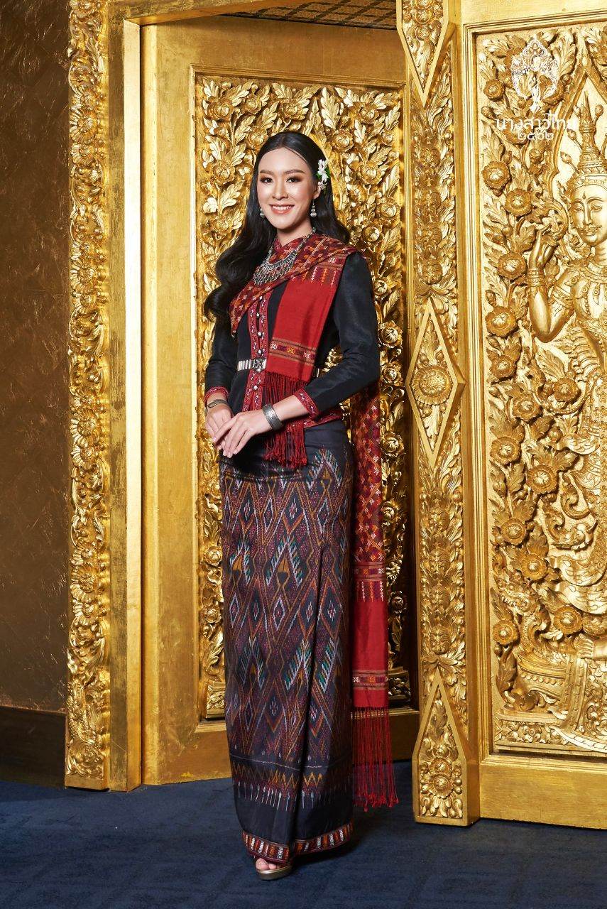 THAILAND 🇹🇭 | ชุดพื้นเมืองภาคอีสาน Northeastern traditional dress, นางสาวไทย - Miss Thailand 2019