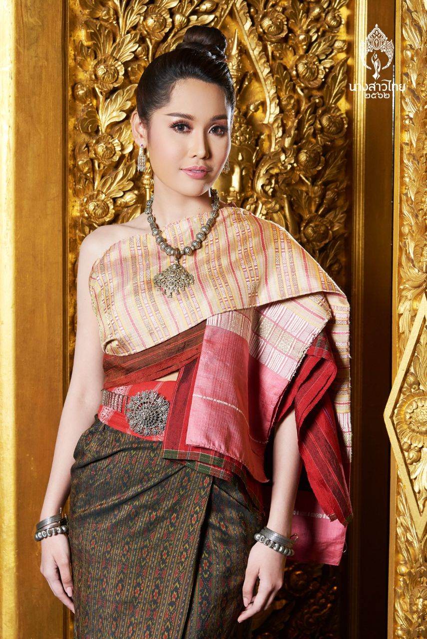 THAILAND 🇹🇭 | ชุดพื้นเมืองภาคอีสาน Northeastern traditional dress, นางสาวไทย - Miss Thailand 2019