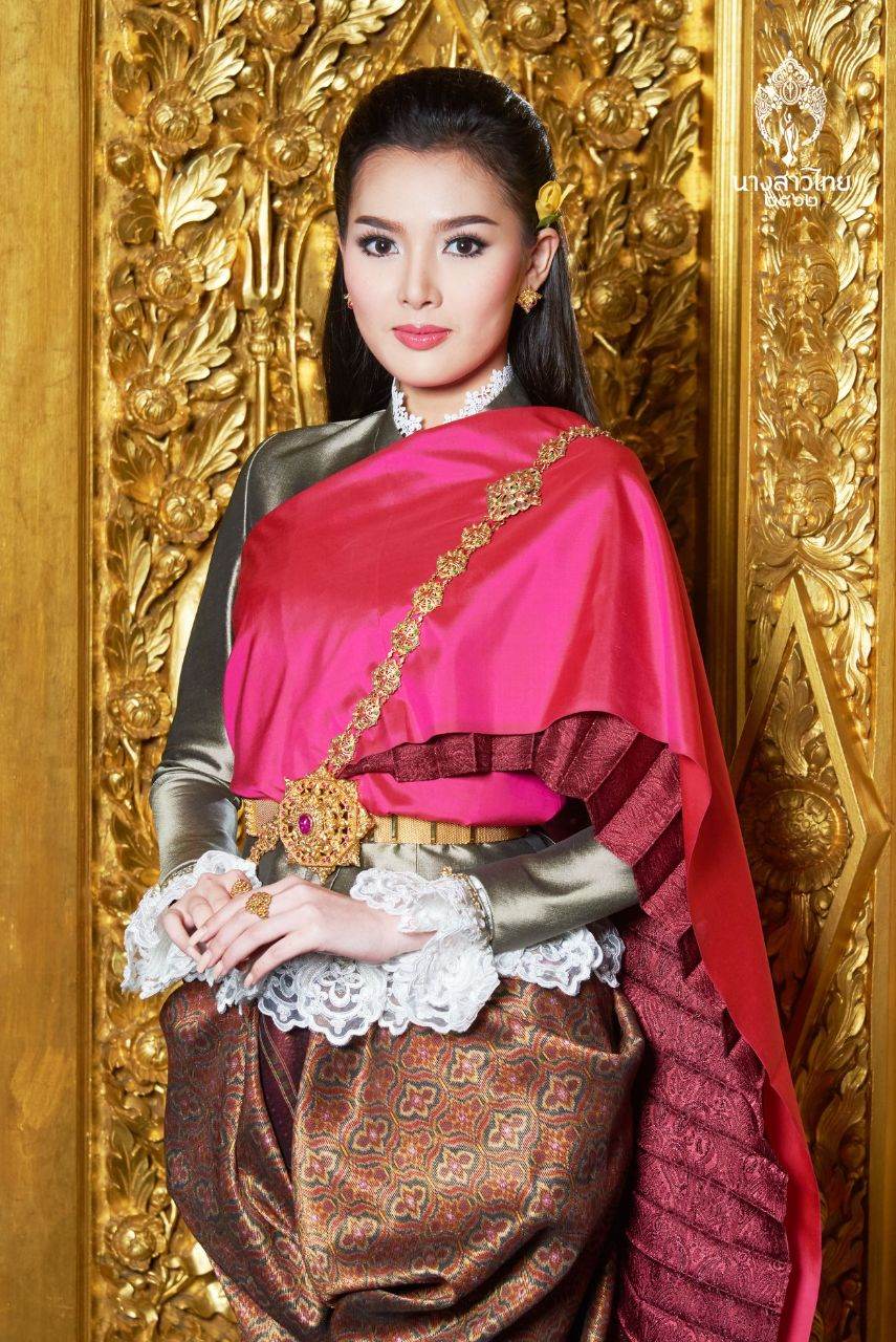 THAILAND 🇹🇭 | ชุดพื้นเมืองภาคกลาง Central region traditional dress, นางสาวไทย - Miss Thailand 2019