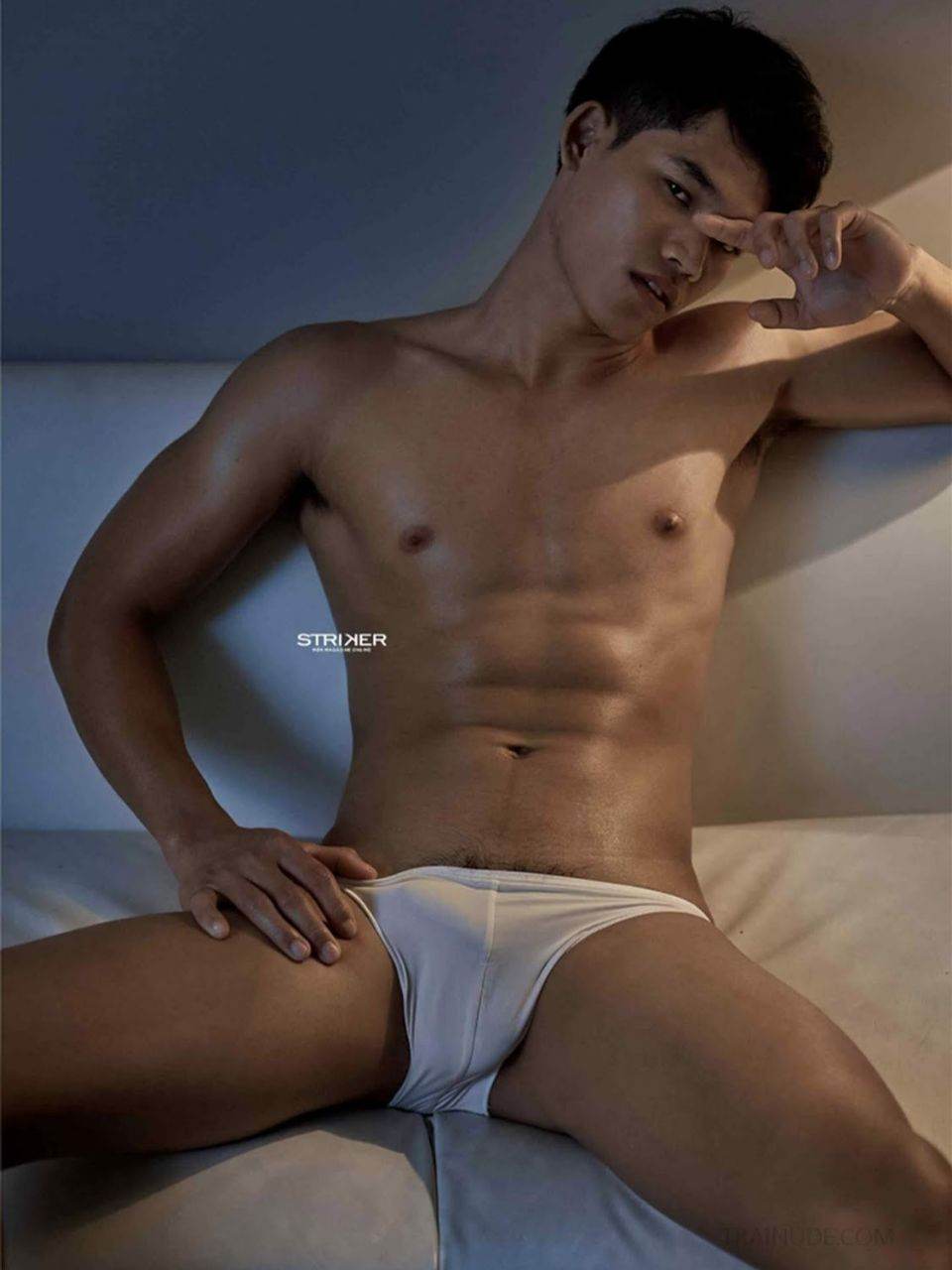 ทำไมชอบทำให้เราขาสั่นอยู่เรื่อยเลย