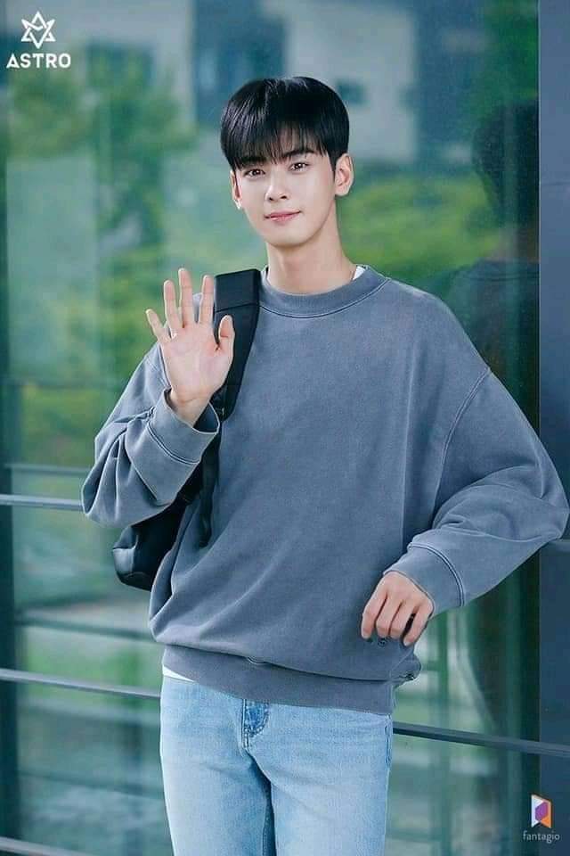 คนน่ารัก อยู่เฉยๆเขาก็รัก