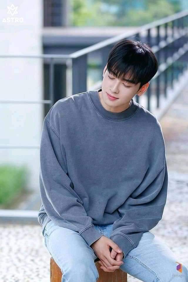คนน่ารัก อยู่เฉยๆเขาก็รัก