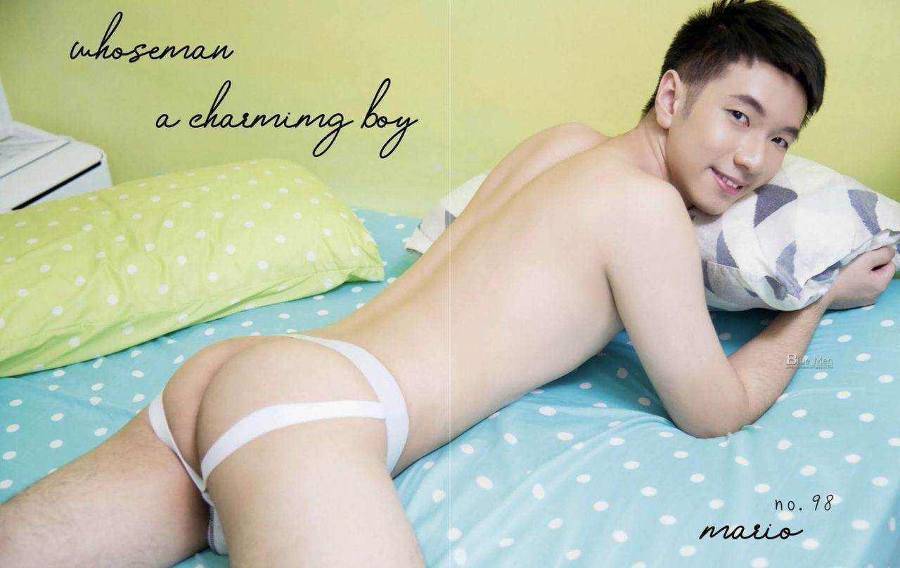 หนุ่มหล่อขึ้นปก 942
