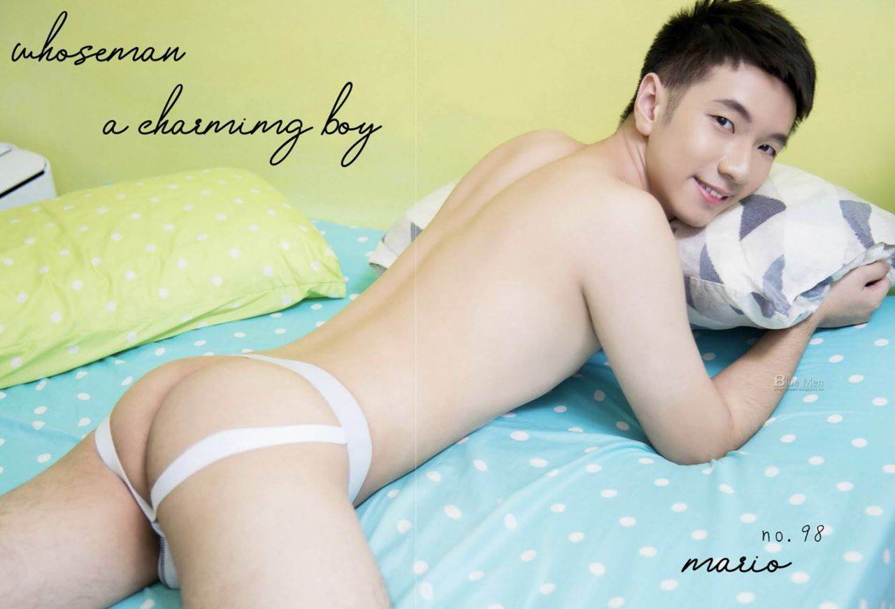 หนุ่มหล่อขึ้นปก 942