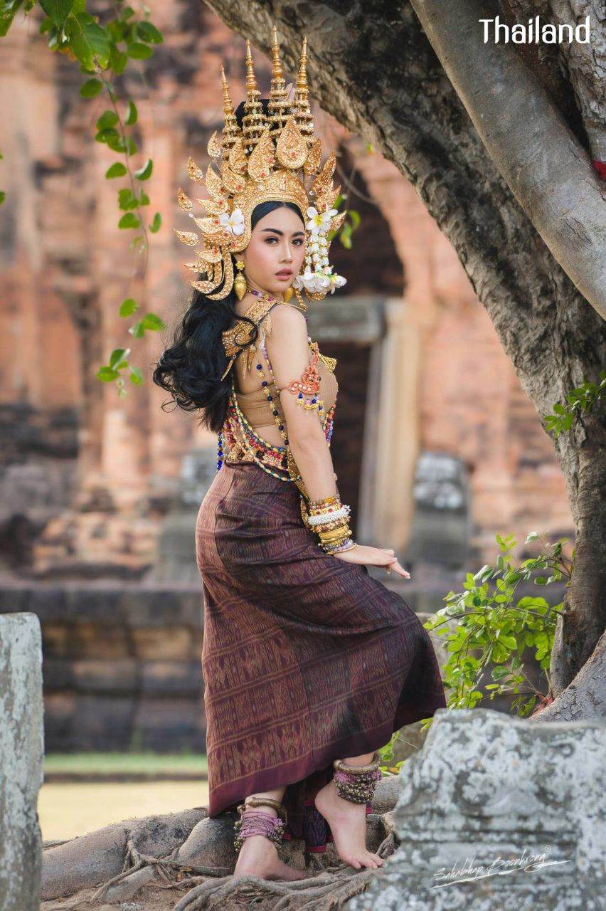 THAILAND ðđð | Thai Apsara - Thai Apsorn, āļāļēāļāļāļąāļāļŠāļĢ(āļāļąāļāļŠāļĢāļē) āļ āļāļĢāļēāļŠāļēāļāļĻāļĩāļāļĢāļ āļđāļĄāļī