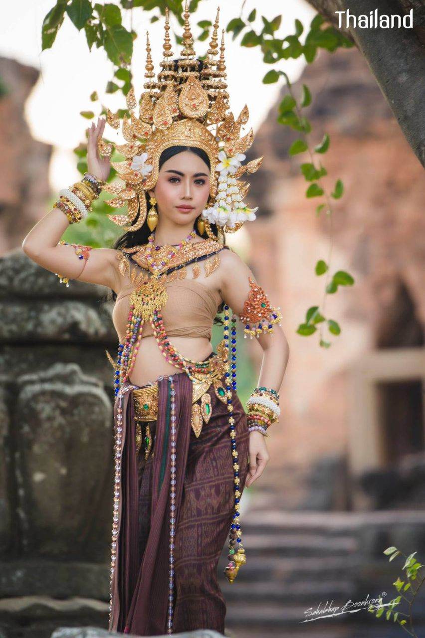 THAILAND ðđð | Thai Apsara - Thai Apsorn, āļāļēāļāļāļąāļāļŠāļĢ(āļāļąāļāļŠāļĢāļē) āļ āļāļĢāļēāļŠāļēāļāļĻāļĩāļāļĢāļ āļđāļĄāļī