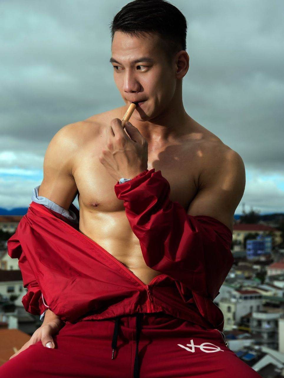 หนุ่มหล่อขึ้นปก 944