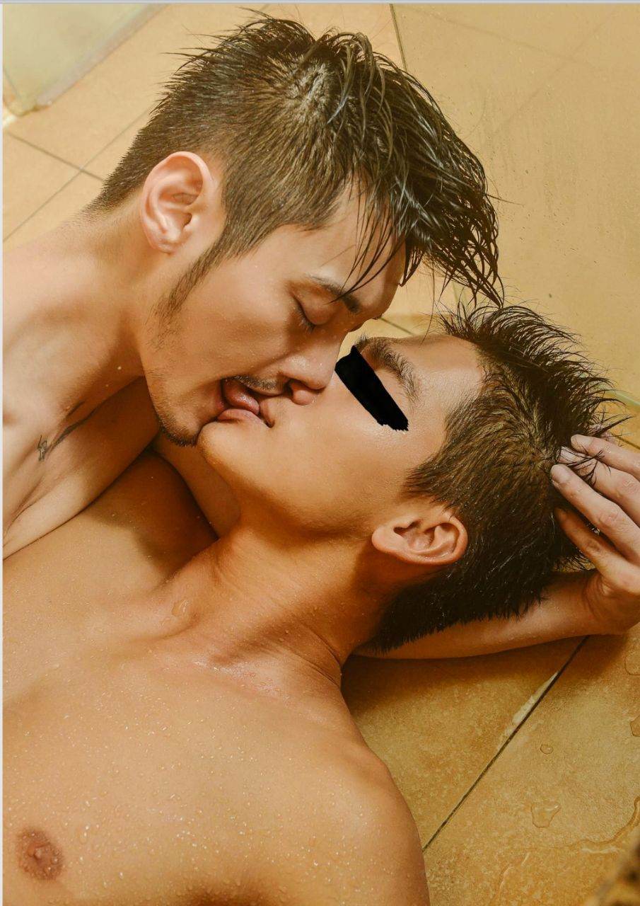 18+