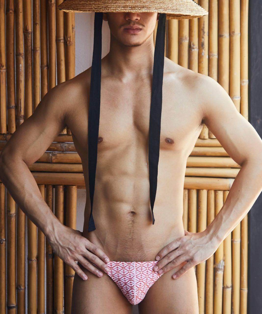 หนุ่มหล่อขึ้นปก 946.1