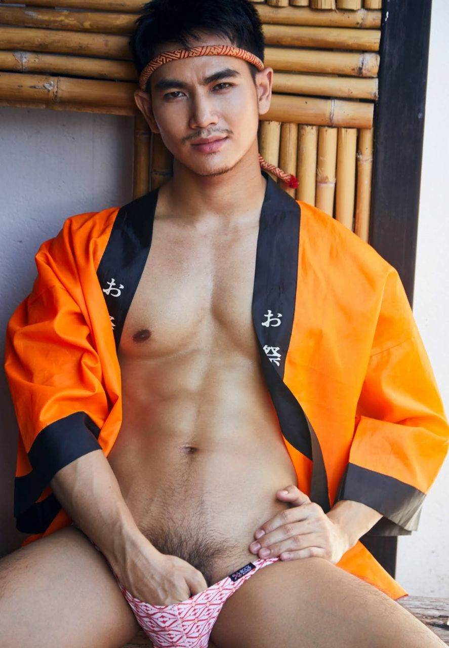 หนุ่มหล่อขึ้นปก 946.1