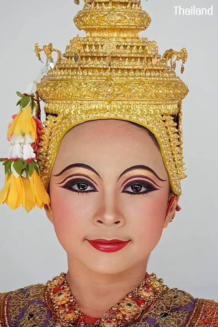 THAILAND 🇹🇭 | The Makeup of Thai Khon performance