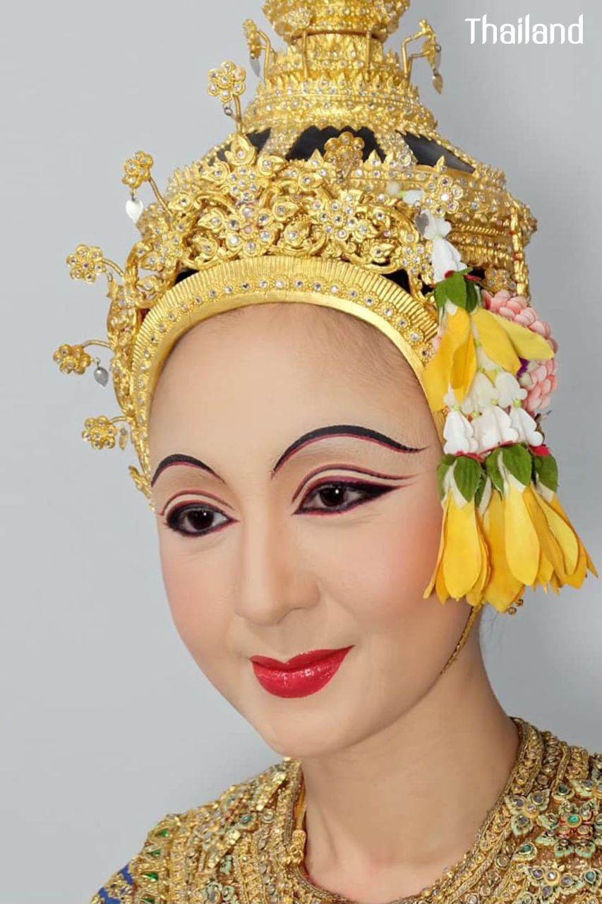THAILAND 🇹🇭 | The Makeup of Thai Khon performance