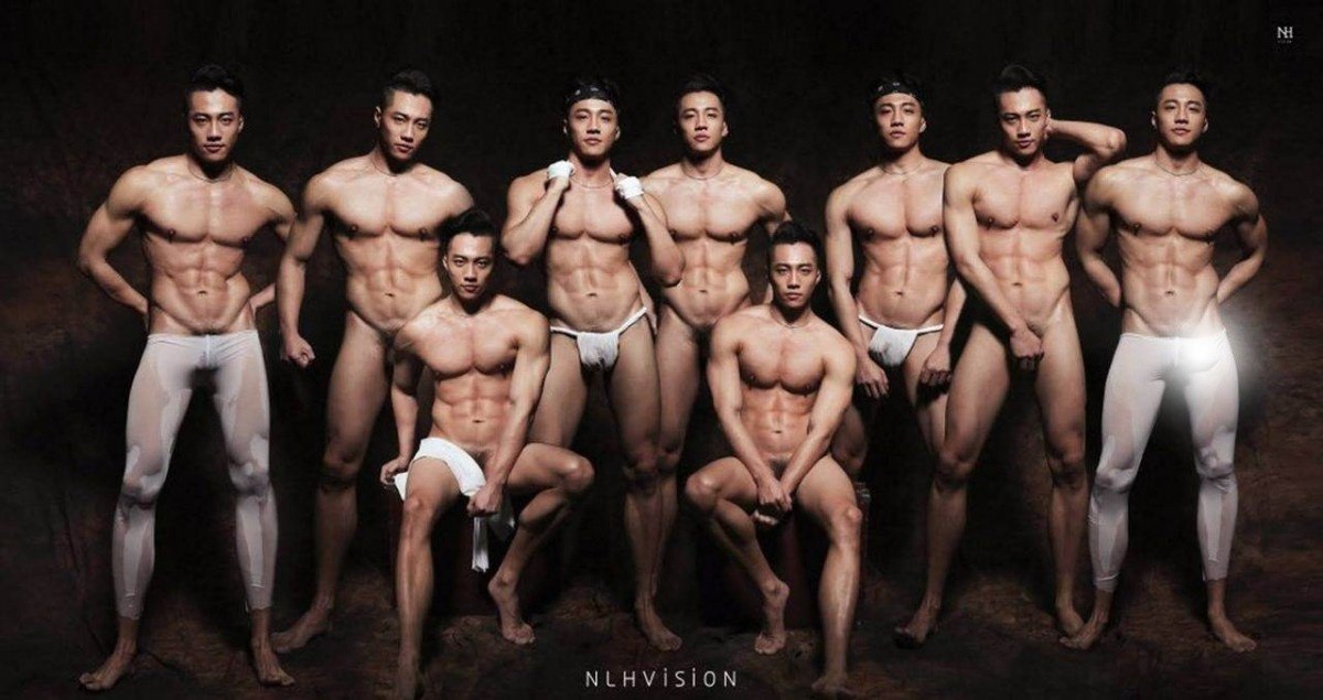 หล่อแมนท่อนแขนอยู่ตรงเป้า