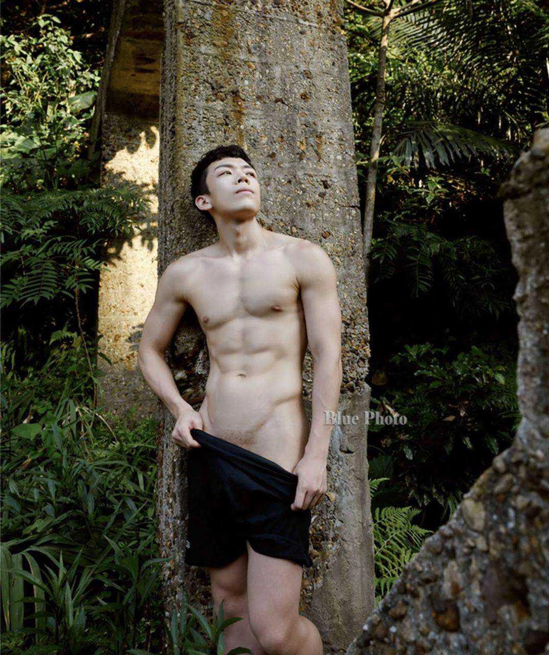 หนุ่มหล่อขึ้นปก 939.2
