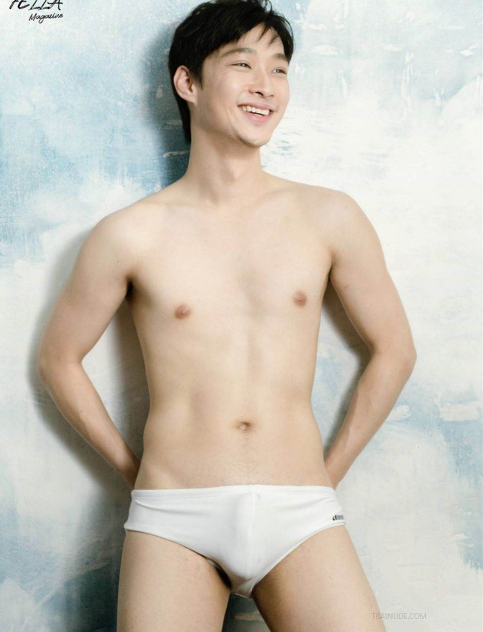 หนุ่มหล่อขึ้นปก 935.3