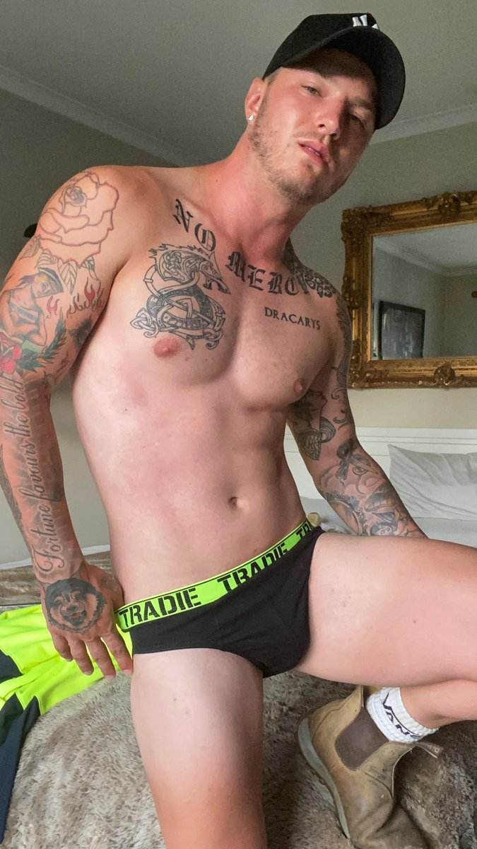 Hot men in underwear 511