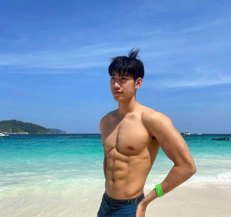 หนุ่มหล่อดีต่อใจ