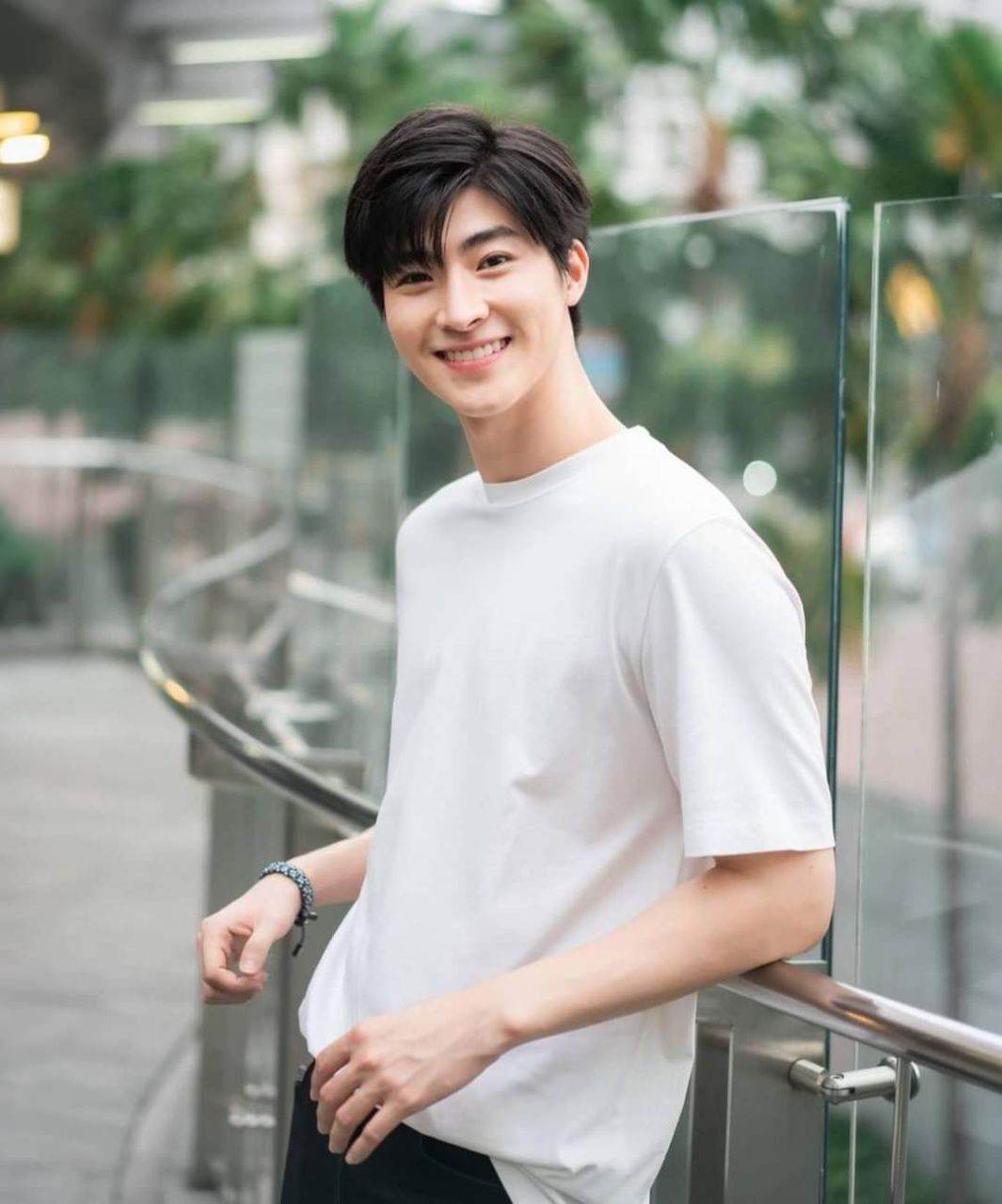 หนุ่มหล่อดีต่อใจ