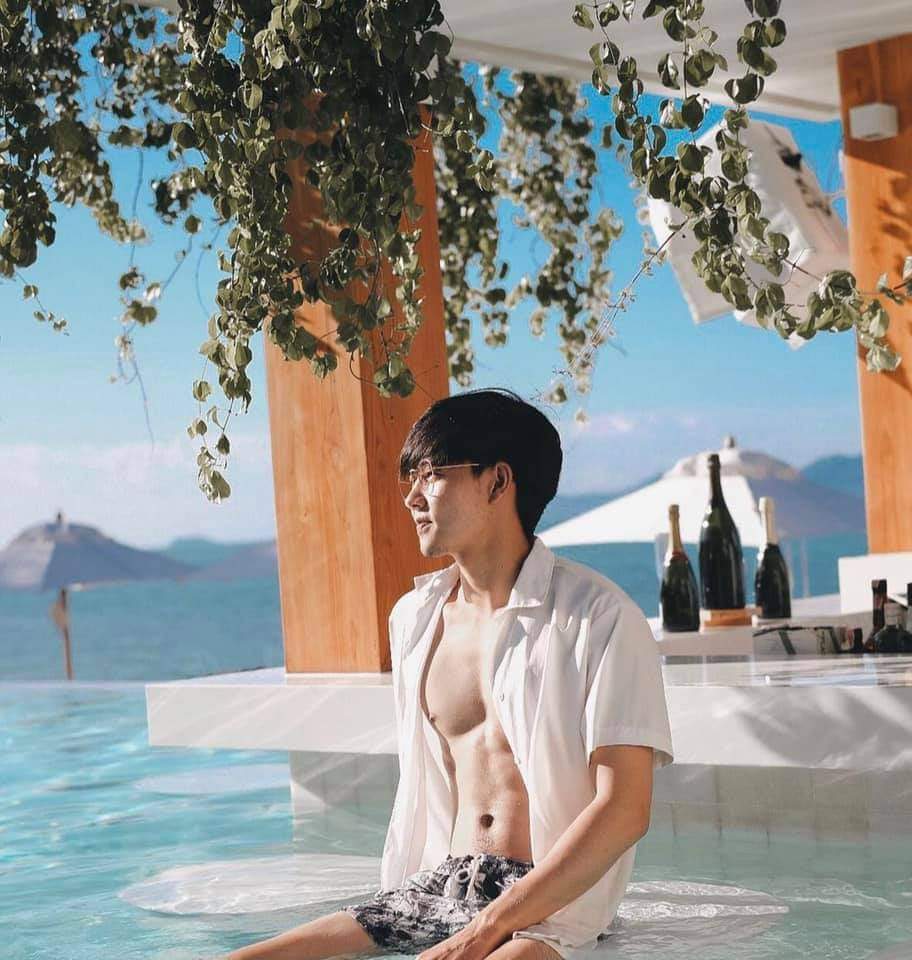 หนุ่มหล่อดีต่อใจ