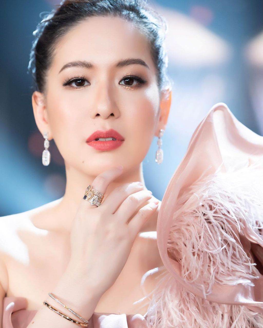 ได๋ ไดอาน่า เรื่อง ตลาด โรงเจ ลิเก ก ความรัก