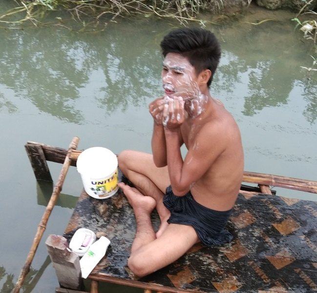 ดีต่อใจ#1732แอบส่อง..หนุ่มพม่าผู้ใช้แรงงาน