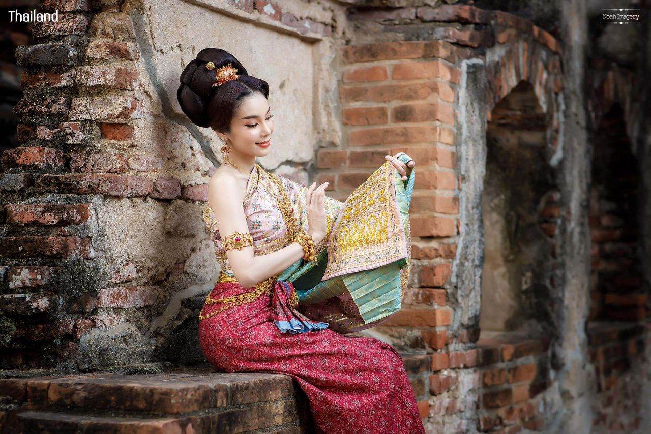 THAILAND 🇹🇭 | Thai wedding dress, ชุดไทยวิวาห์ by Siri ชุดไทย เจ้าสาว ครบวงจร