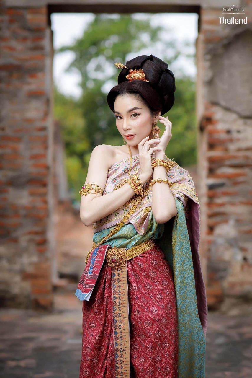 THAILAND 🇹🇭 | Thai wedding dress, ชุดไทยวิวาห์ by Siri ชุดไทย เจ้าสาว ครบวงจร