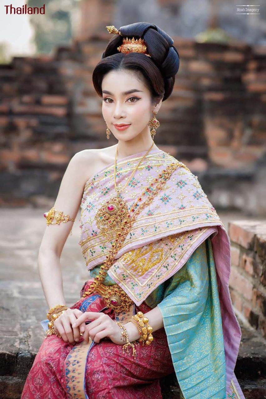 THAILAND 🇹🇭 | Thai wedding dress, ชุดไทยวิวาห์ by Siri ชุดไทย เจ้าสาว ครบวงจร