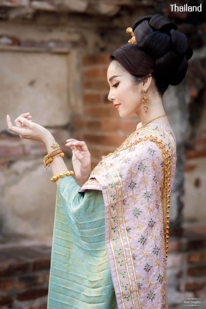THAILAND 🇹🇭 | Thai wedding dress, ชุดไทยวิวาห์ by Siri ชุดไทย เจ้าสาว ครบวงจร