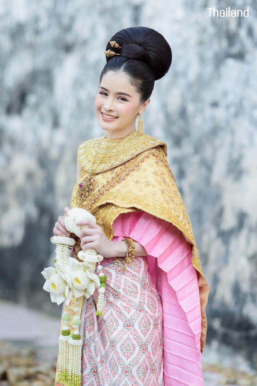 THAILAND 🇹🇭 | Thai wedding dress, ชุดไทยวิวาห์ by Siri ชุดไทย เจ้าสาว ครบวงจร