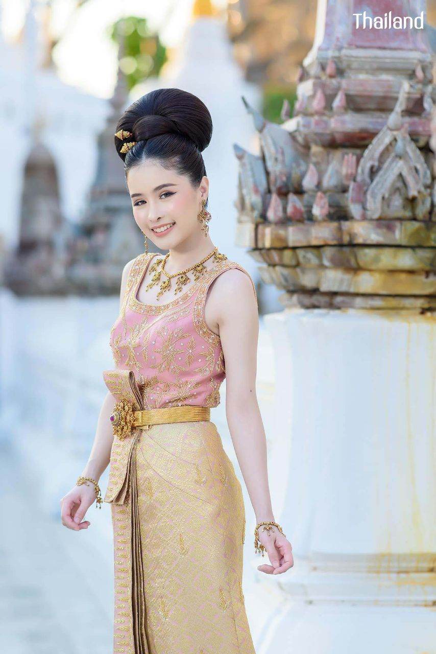 THAILAND 🇹🇭 | Thai wedding dress, ชุดไทยวิวาห์ by Siri ชุดไทย เจ้าสาว ครบวงจร