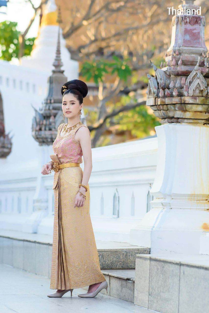 THAILAND 🇹🇭 | Thai wedding dress, ชุดไทยวิวาห์ by Siri ชุดไทย เจ้าสาว ครบวงจร