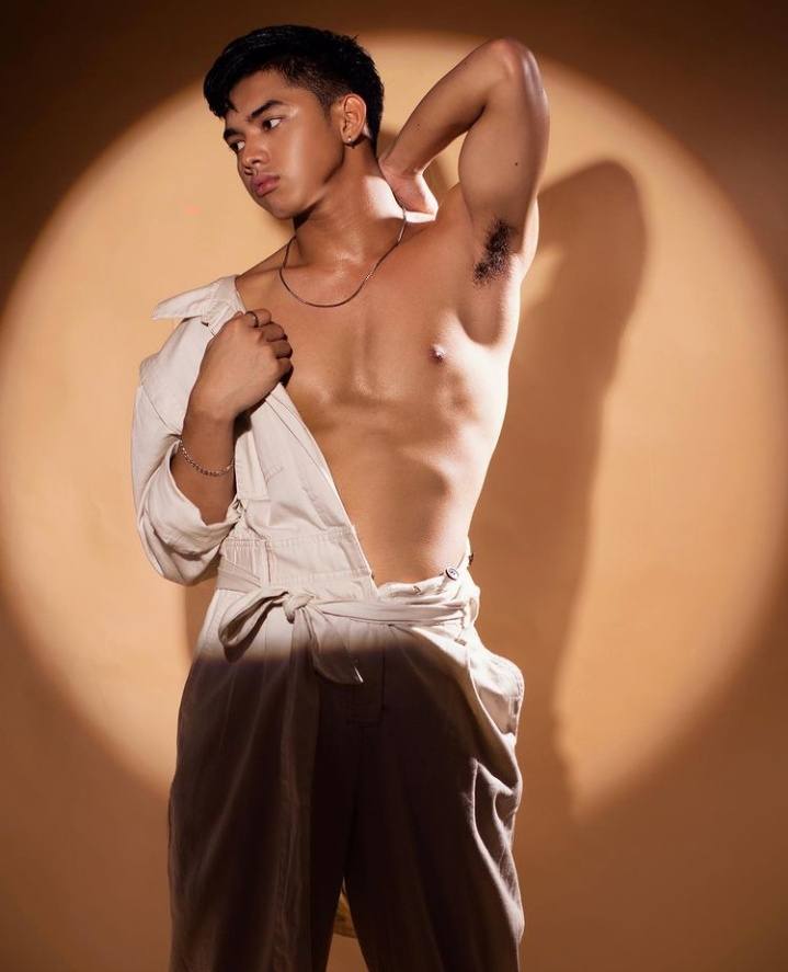 ดีต่อใจ#1738หล่อแบบนี้..แรงดีไม่มีตก