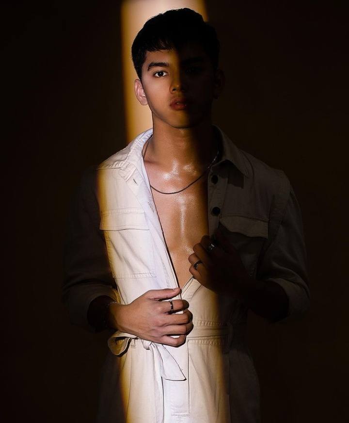 ดีต่อใจ#1738หล่อแบบนี้..แรงดีไม่มีตก