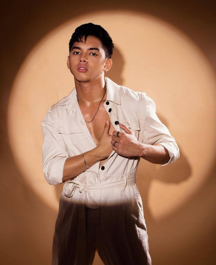 ดีต่อใจ#1738หล่อแบบนี้..แรงดีไม่มีตก