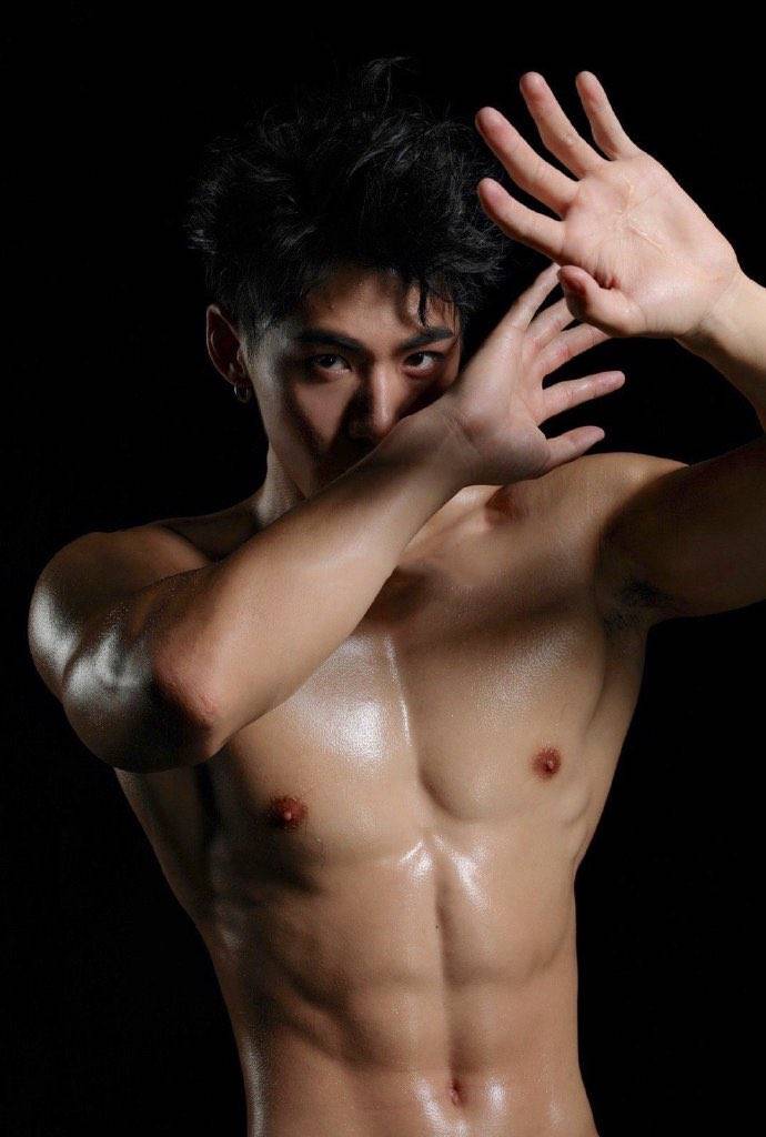 ใหญ่แหละดูออก