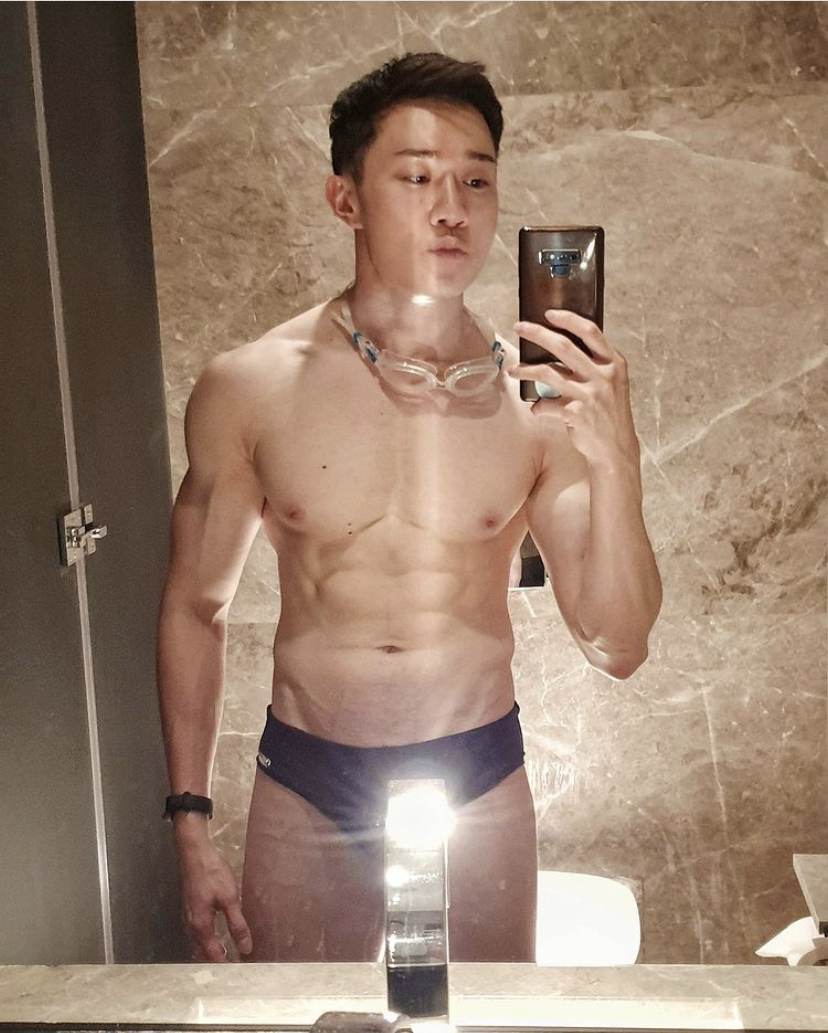 ชายหล่อ หุ่นแซ่บ 9