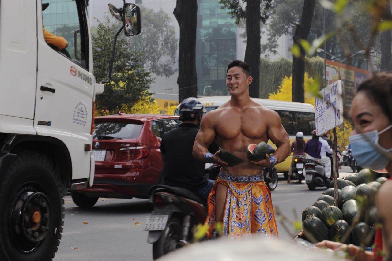 พ่อค้า แตงโม...