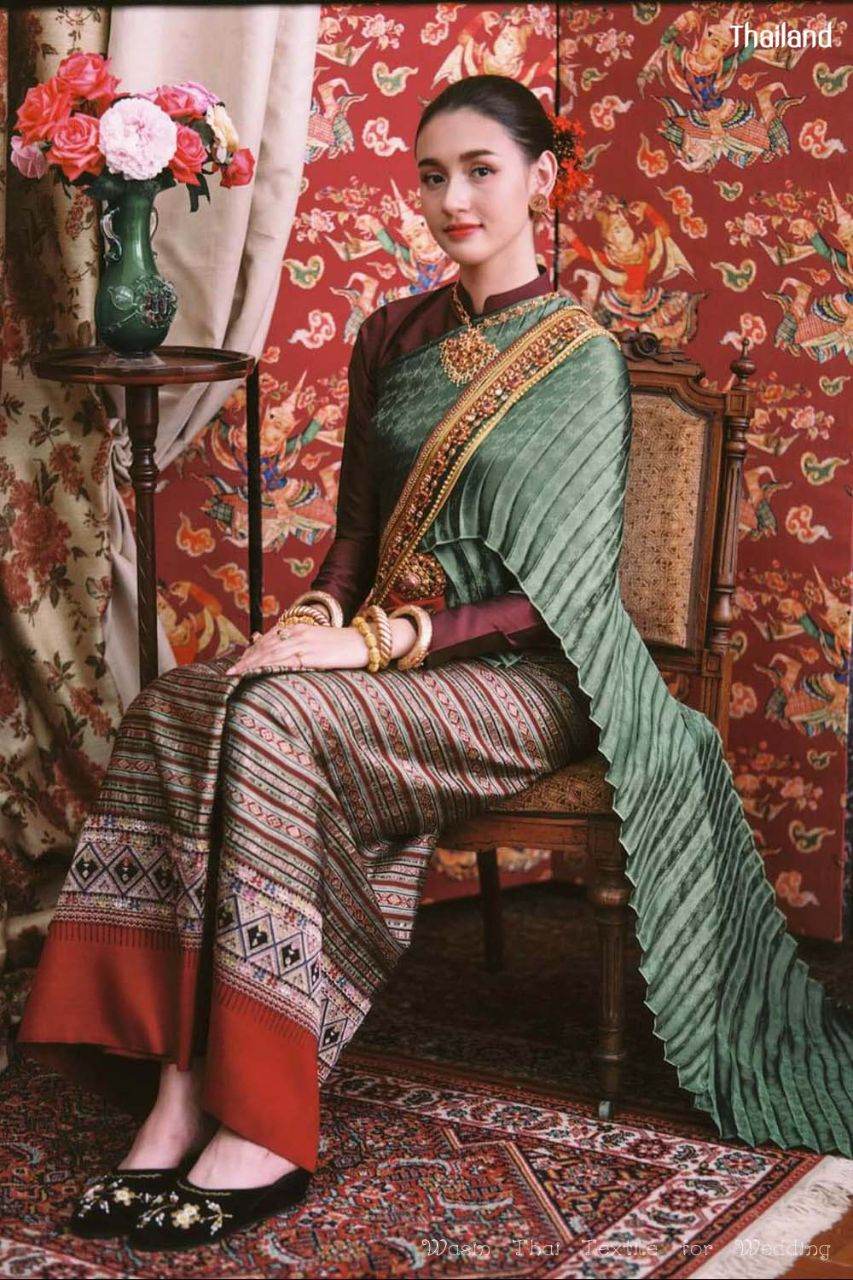 THAILAND 🇹🇭 | 'Lanna Wedding Outfit' by 'Wasin Thai Textile for Wedding'