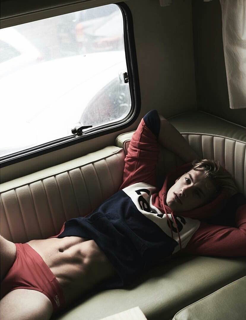 LINE OpenChat : Underwear For Men
